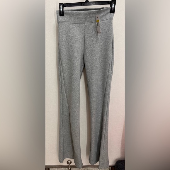 Nike Air Womens High-Waisted Full-Length Split-Hem Leggings FN1891-063 small - Picture 4 of 5